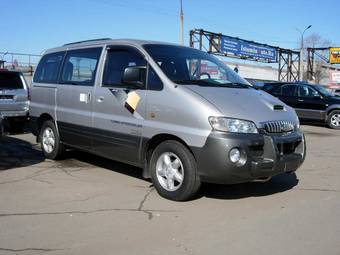 2002 Hyundai Starex