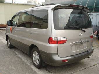2002 Hyundai Starex Pictures