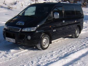 2002 Hyundai Starex Photos