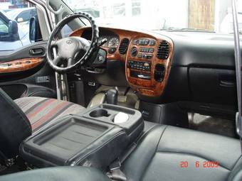 2002 Hyundai Starex Photos