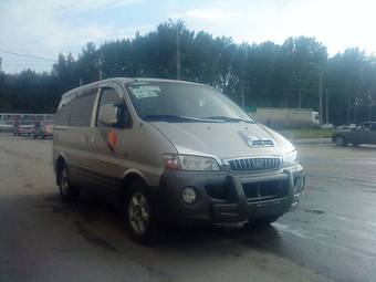 2002 Hyundai Starex