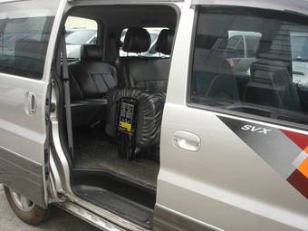 2002 Hyundai Starex Pictures