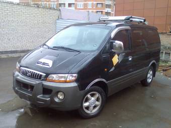 2002 Hyundai Starex