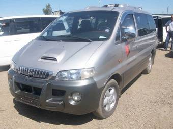 2002 Hyundai Starex Pictures