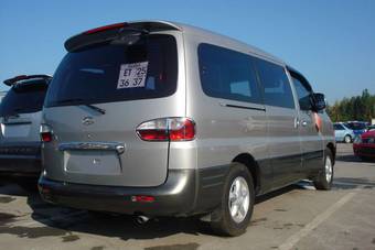 2002 Hyundai Starex Pictures