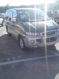 2002 Hyundai Starex Pictures