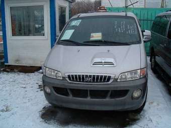 2003 Hyundai Starex Pictures