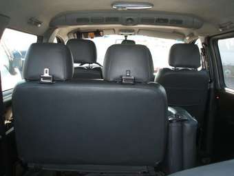 2003 Hyundai Starex Images