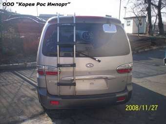 2003 Hyundai Starex Photos