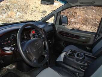 2003 Hyundai Starex Pictures