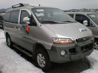 2003 Hyundai Starex Pictures