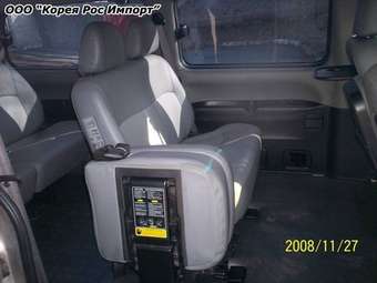 2003 Hyundai Starex Photos