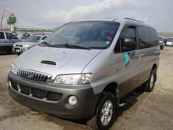 2003 Hyundai Starex Wallpapers