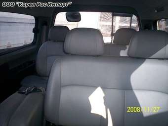 2003 Hyundai Starex Photos