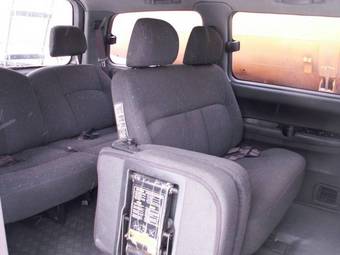 2003 Hyundai Starex Pics