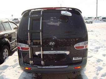 2003 Hyundai Starex Photos