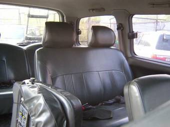 2003 Hyundai Starex Images
