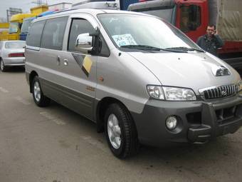 2003 Hyundai Starex Pictures