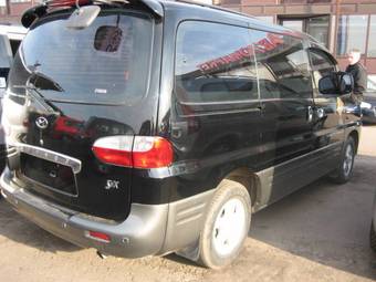 2003 Hyundai Starex Pics