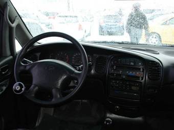 2003 Hyundai Starex Wallpapers