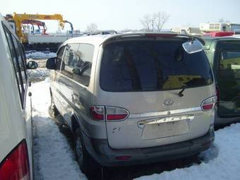 2003 Hyundai Starex Photos