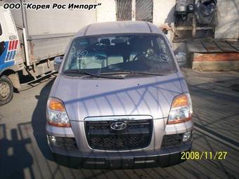 2003 Hyundai Starex Photos