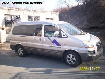 2003 Hyundai Starex Pictures