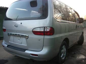 2003 Hyundai Starex Pictures