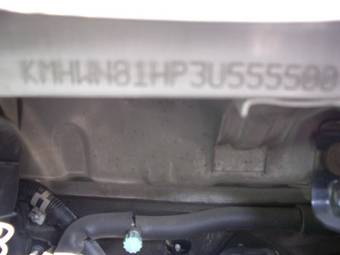 2003 Hyundai Starex Photos
