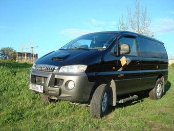 2003 Hyundai Starex Pictures