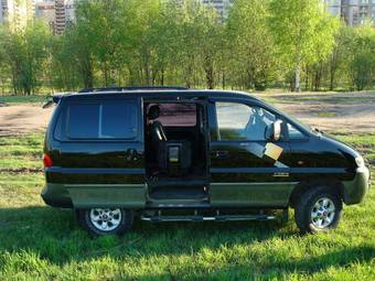 2003 Hyundai Starex Pictures