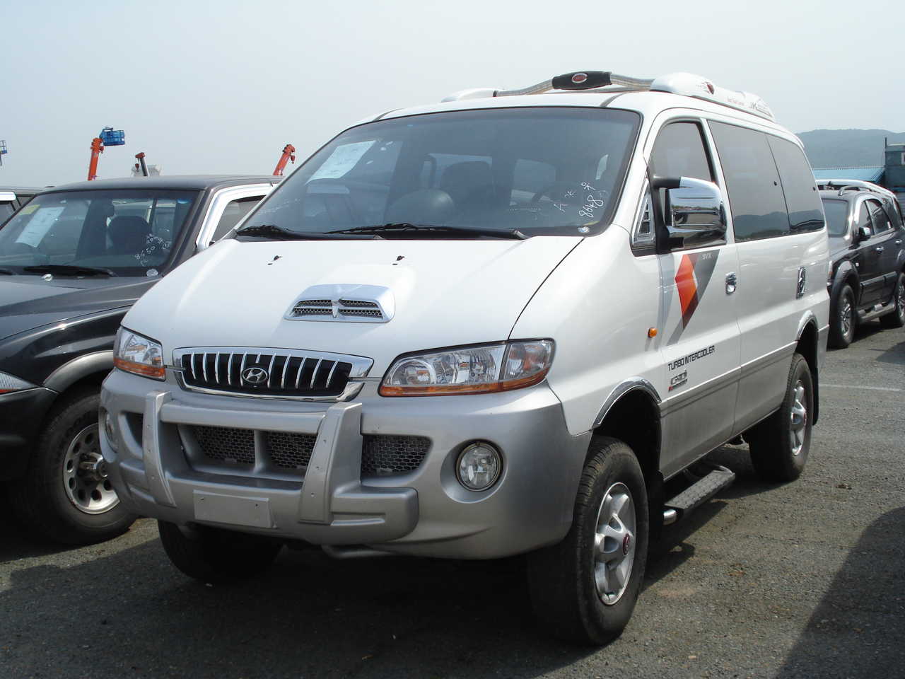 Хендай старекс полный привод. Hyundai Starex 4wd 2008. Hyundai Starex 2003. Hyundai Starex 4wd 2006. Hyundai Starex 4wd 2002.