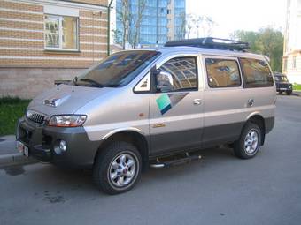 2003 Hyundai Starex Pictures