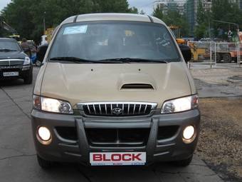 2003 Hyundai Starex Pictures