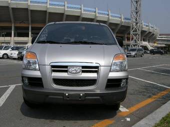 2003 Hyundai Starex Pictures