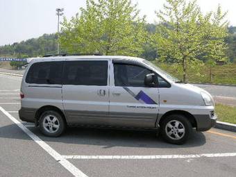 2003 Hyundai Starex Pictures
