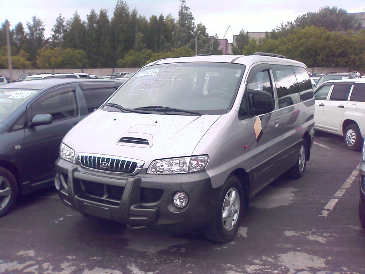 2003 Hyundai Starex