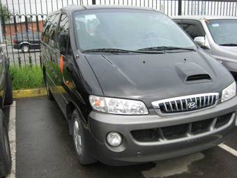 2003 Hyundai Starex