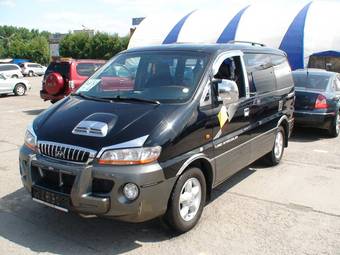 2003 Hyundai Starex Pictures