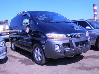 2003 Hyundai Starex