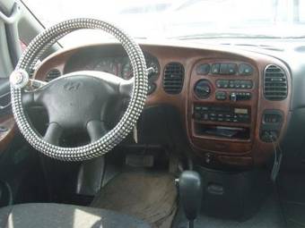 2003 Hyundai Starex Pictures