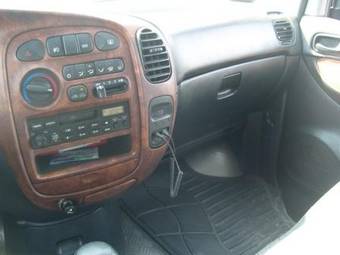 2003 Hyundai Starex Photos