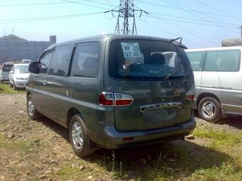 2003 Hyundai Starex Photos
