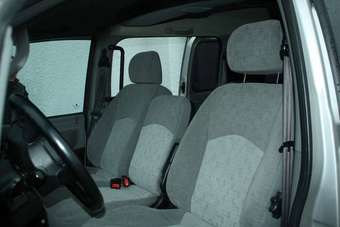 2004 Hyundai Starex Pictures