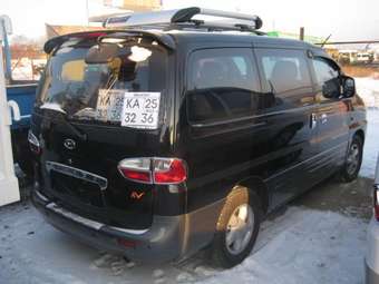 2004 Hyundai Starex Pictures