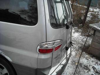 2004 Hyundai Starex Pictures