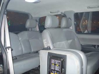 2004 Hyundai Starex Pics