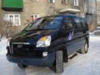 2004 Hyundai Starex Pictures