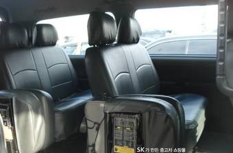 2004 Hyundai Starex Pictures