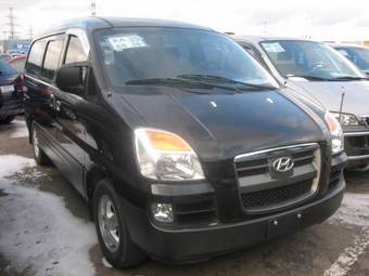 2004 Hyundai Starex Pictures